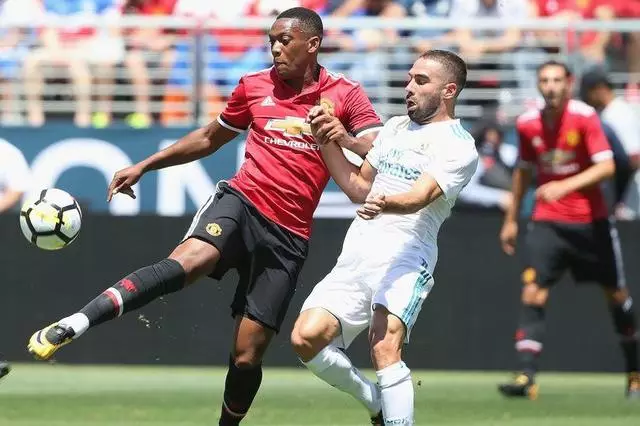 九游娱乐app -关于柏林联合训练开放日，集结日更衣室发声引观众欢呼，欧超杯在即，球队文化被再次提及的信息