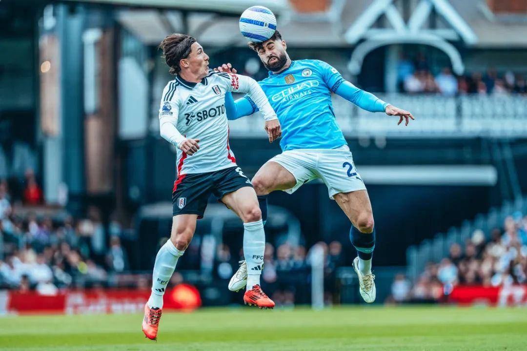 九游娱乐网址 - 最后时刻突围战来临;曼城围绕欧联门线救险;细节曝光;数据层面出现新趋势