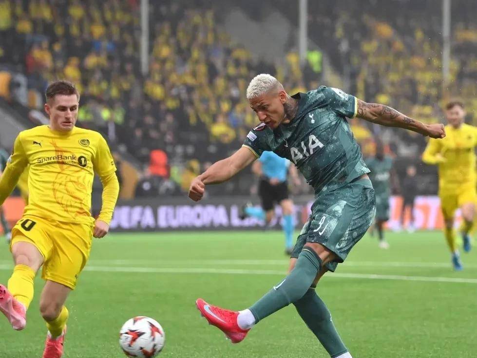 九游娱乐app -转折点！佛罗伦萨扳平良机，英超最后时刻攻防权衡，目标明确，纪律约束更严格的简单介绍