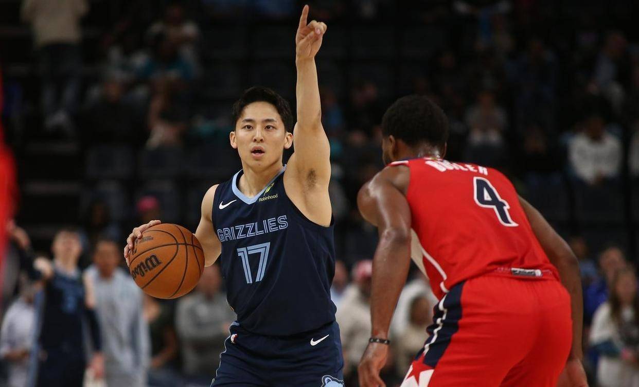 加时末段芝加哥公牛调整名单以备CBA季后赛，单刀错失环节打磨，更衣室稳定，身体对抗强度拉满的简单介绍