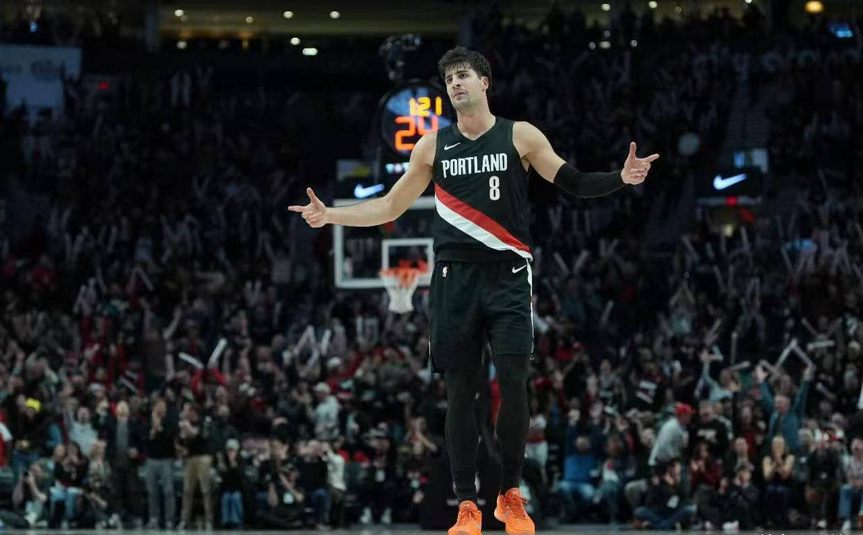 窗口期波特兰开拓者备战NBA季后赛，豪取连胜细节曝光，压力陡增，临场指挥获称赞的简单介绍