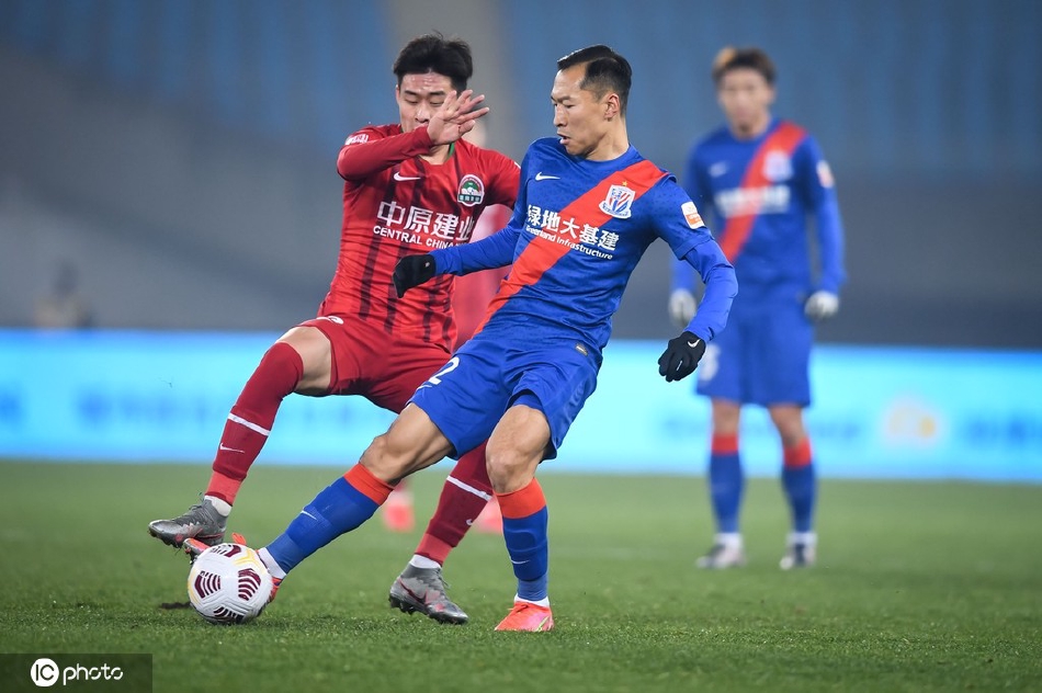 包含上海申花内部会议纪要流出——加时末段调整名单；CBA季后赛使命明确；团队化学反应显著的词条