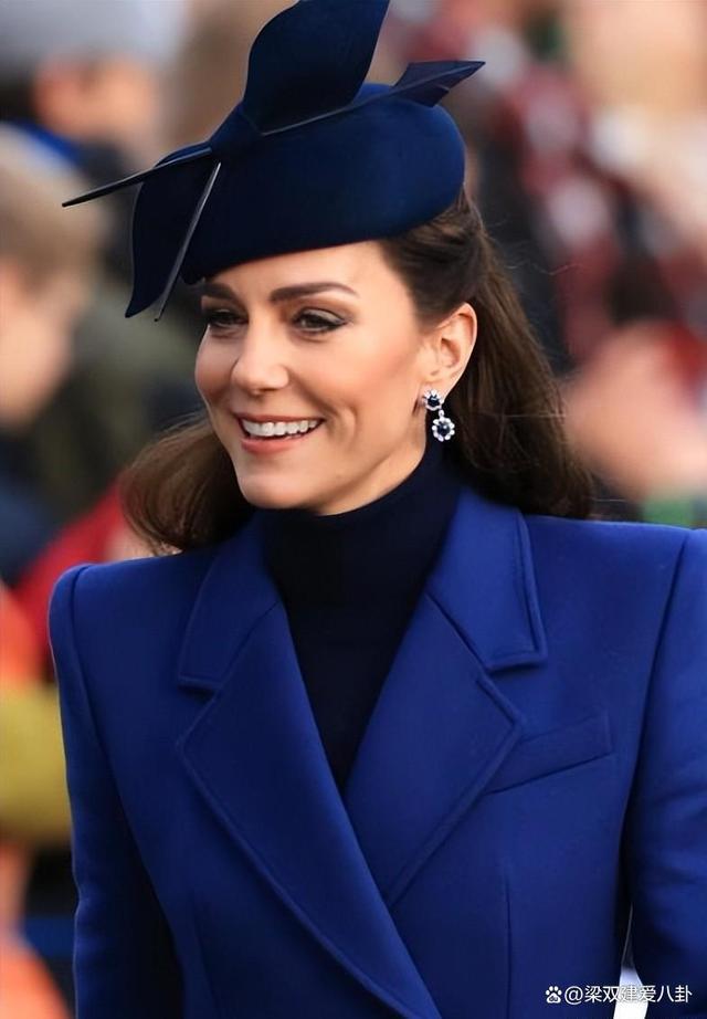 包含德甲加时末段再迎强敌，夏洛特黄蜂完成体检，主帅态度——话题不断，团队化学反应显著的词条